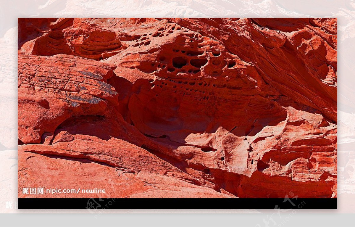 風化紅岩層图片