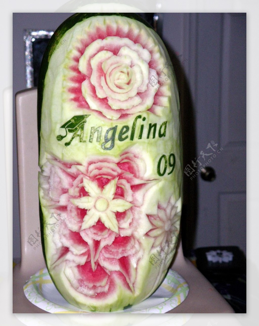 蔬果水果雕刻示范艺术食材工艺精湛陈列展品展示花西瓜图片