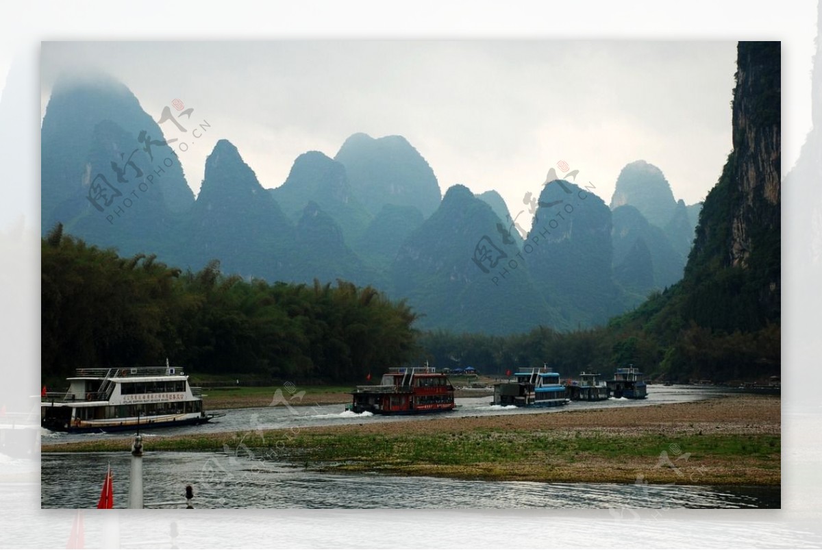 烟雨漓江图片