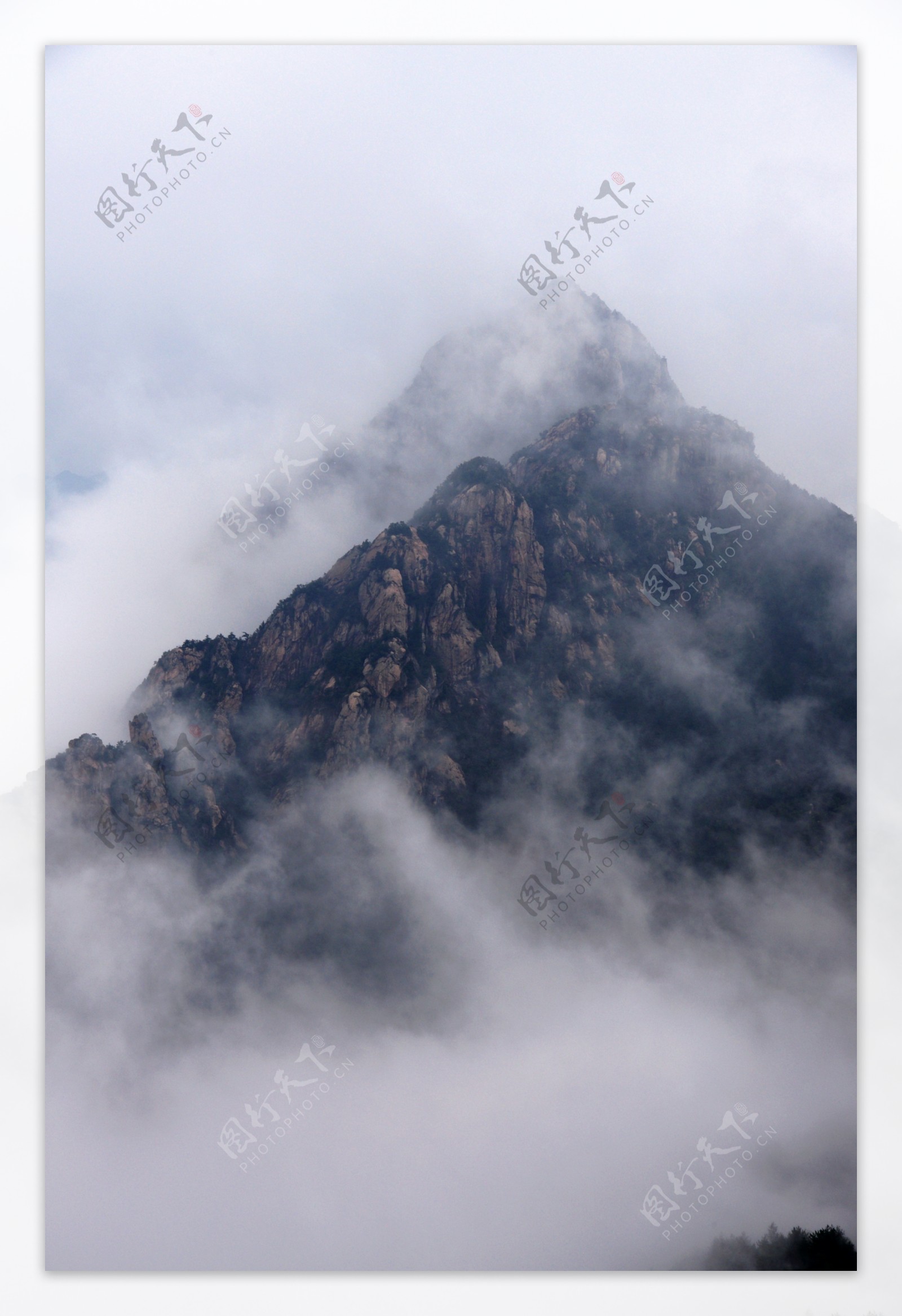 雾山图片