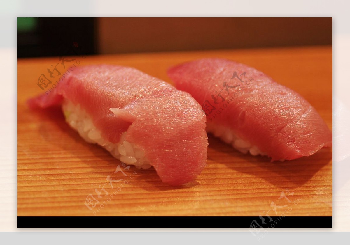 三纹鱼饭团图片