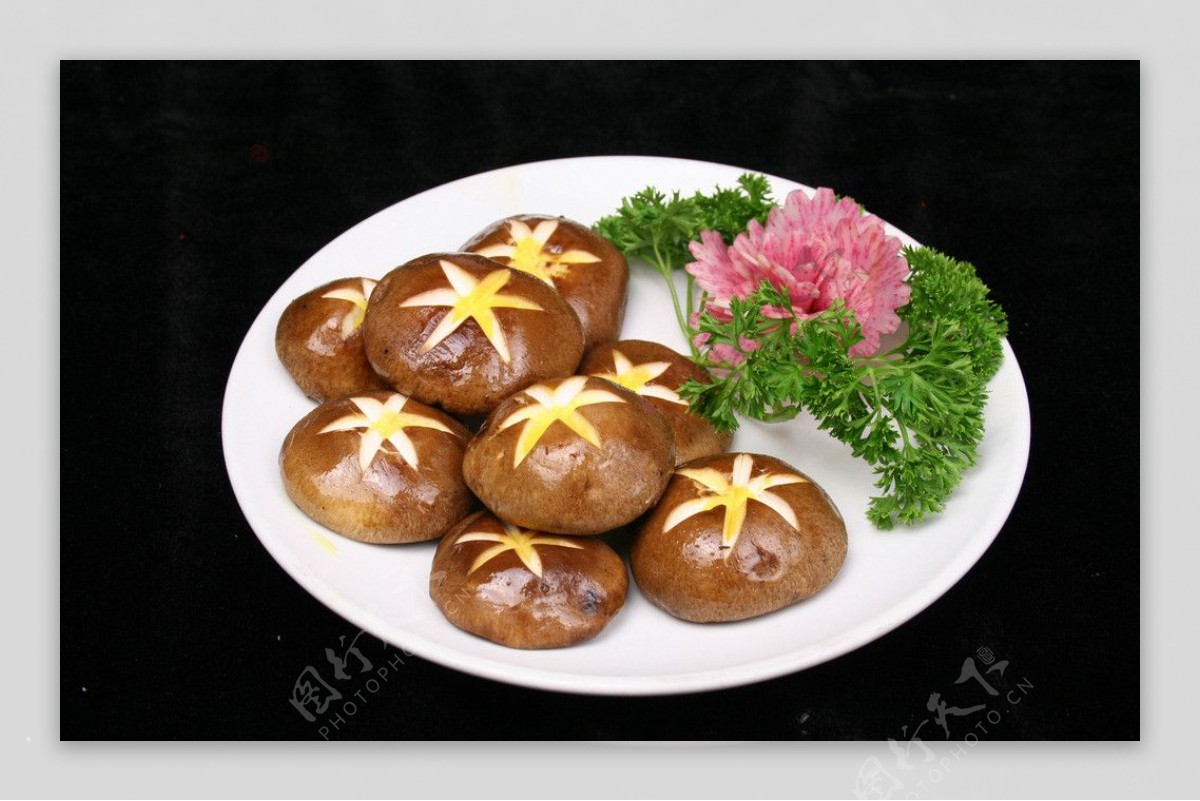 香菇菜包的做法_【图解】香菇菜包怎么做如何做好吃_香菇菜包家常做法大全_yun多多_豆果美食