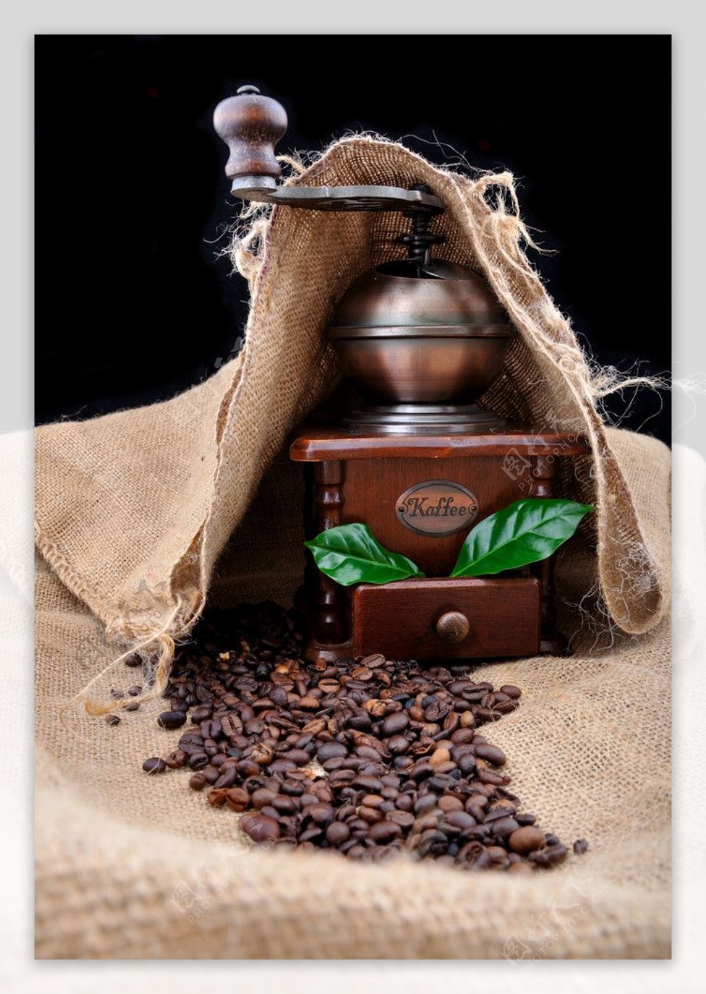 怀旧咖啡豆咖啡机图片