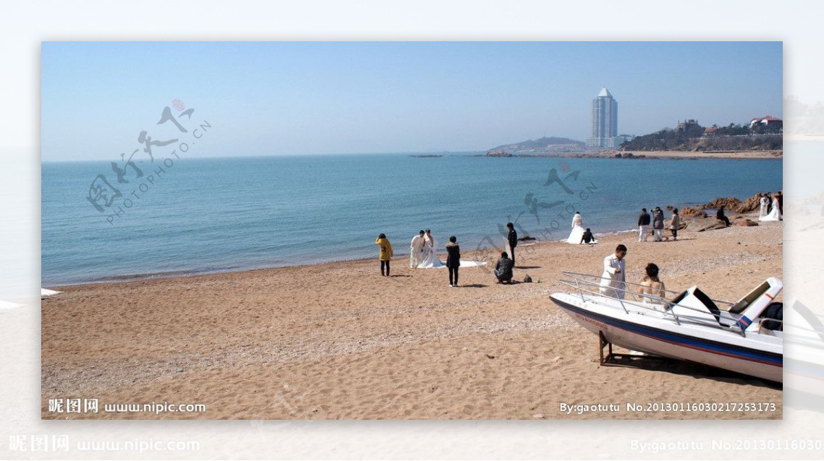 夏季海边的风景图片