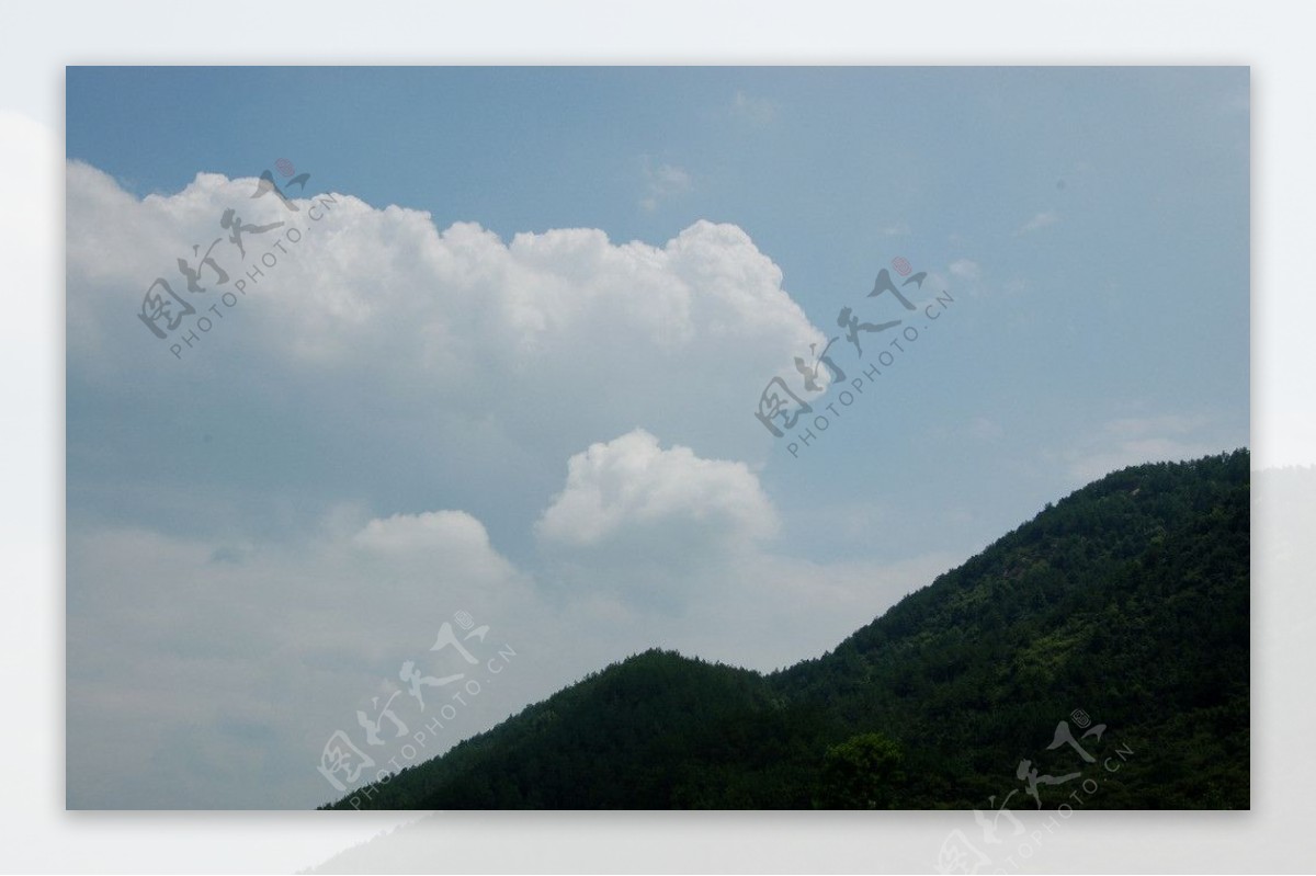 高山云影图片