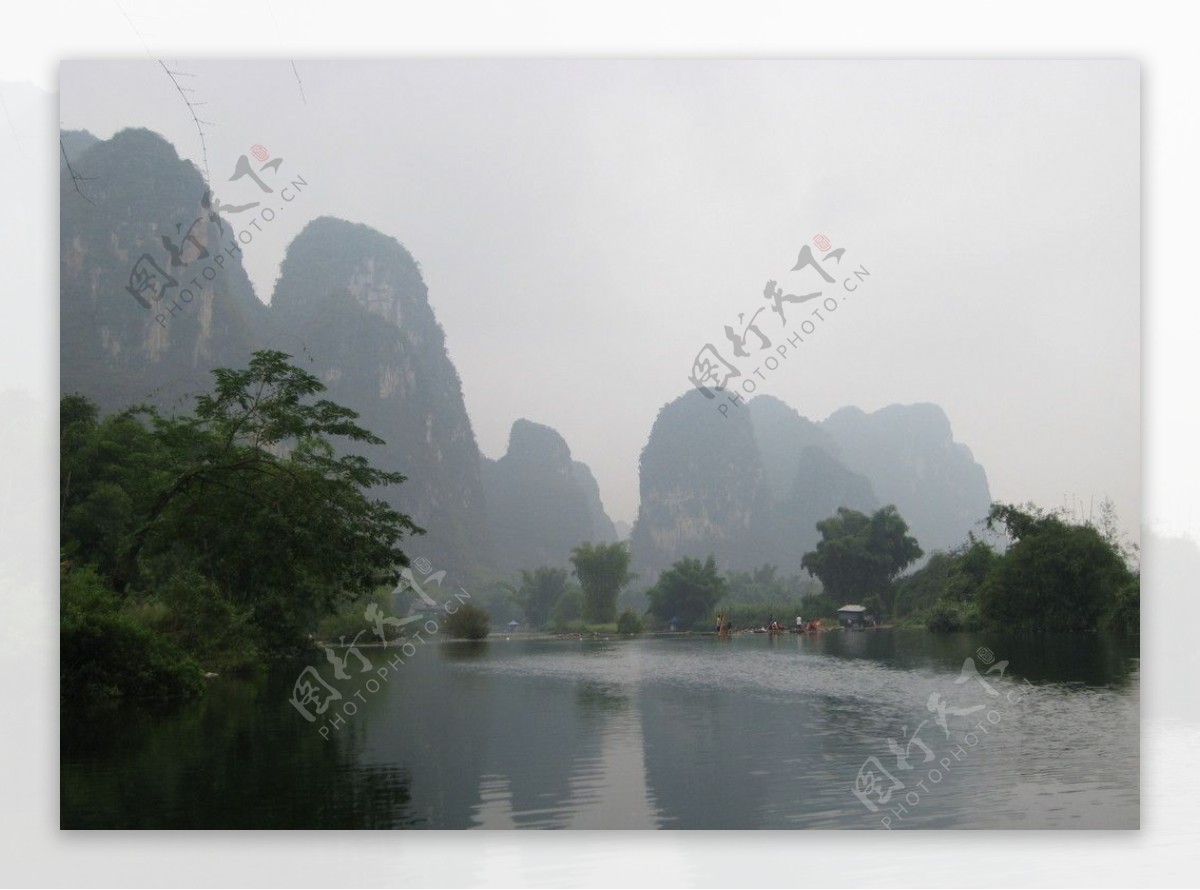 桂林山水之遇龙河山山青水秀图片
