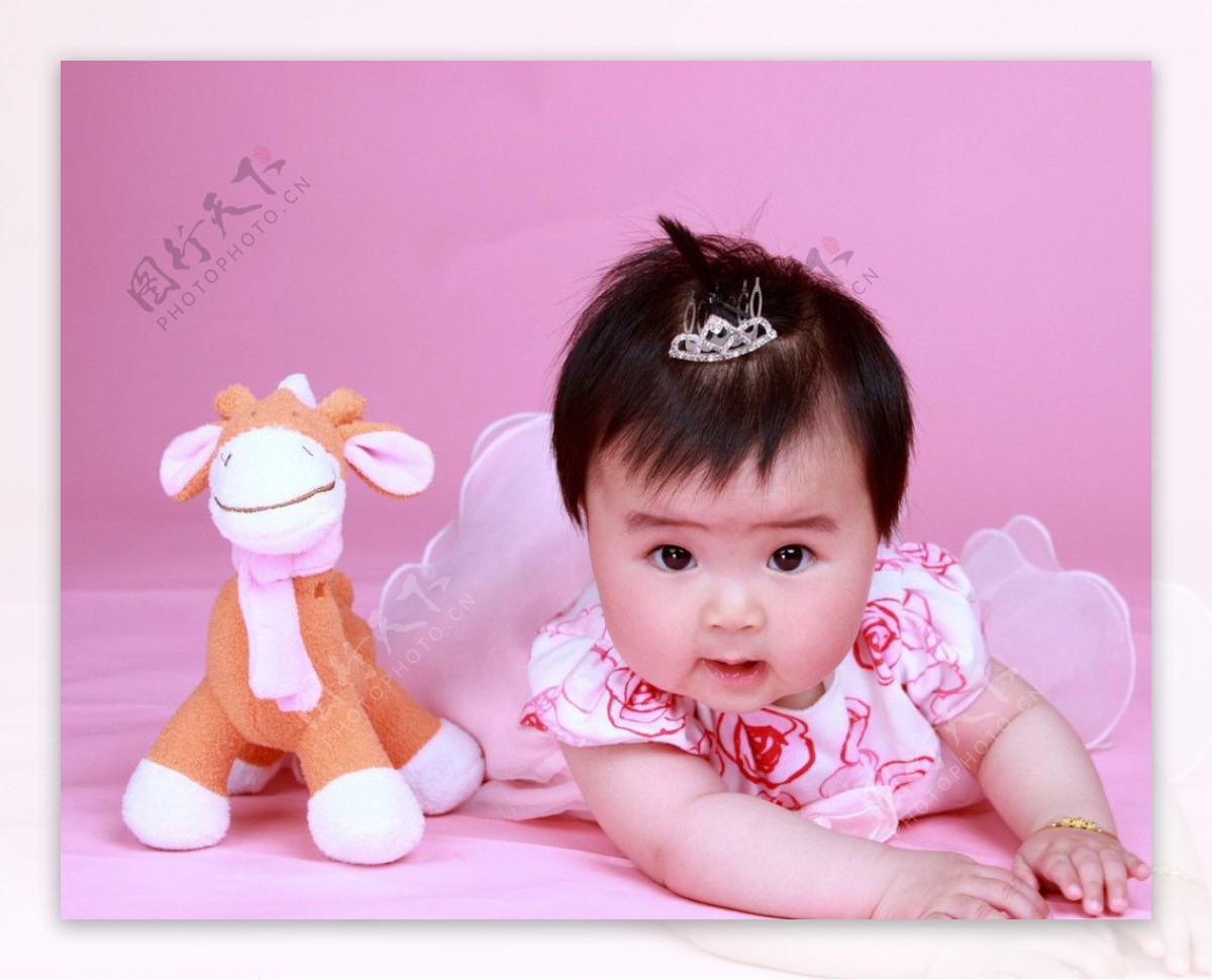 上海红孩子封面宝宝图片