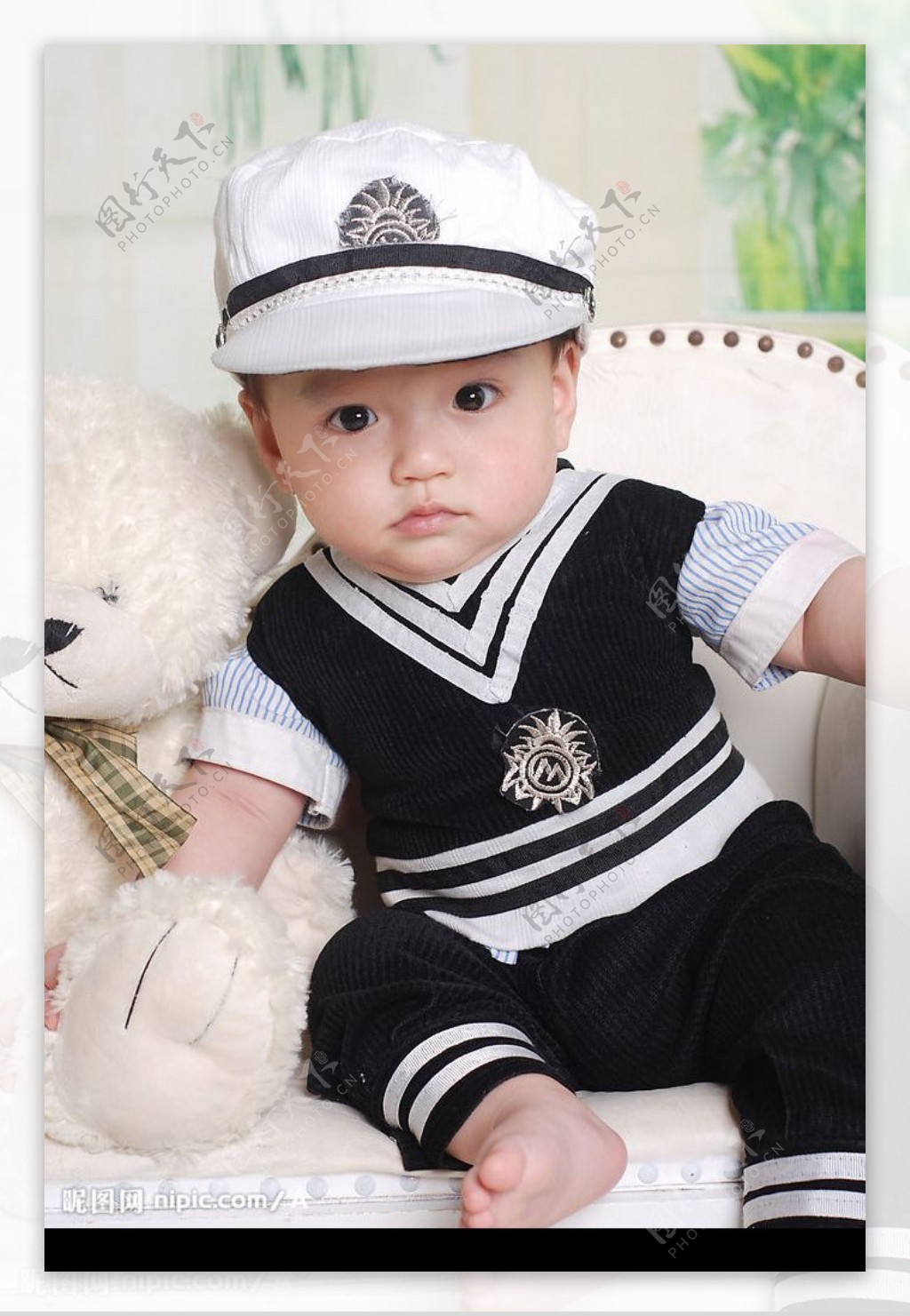 可爱的男婴-蓝牛仔影像-中国原创广告影像素材
