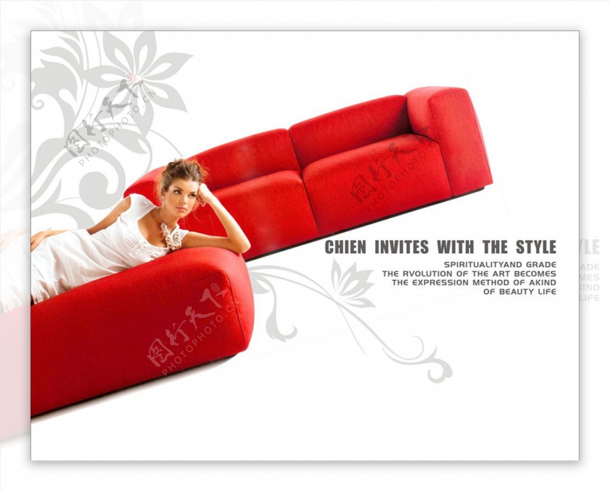 居家休闲沙发国外美女广告图片
