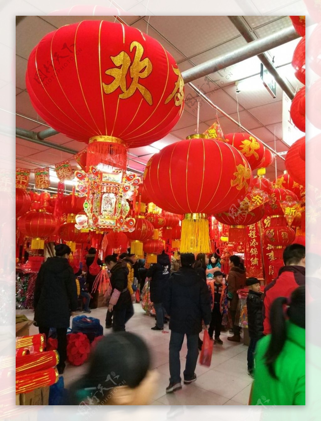 传统新年春节集市