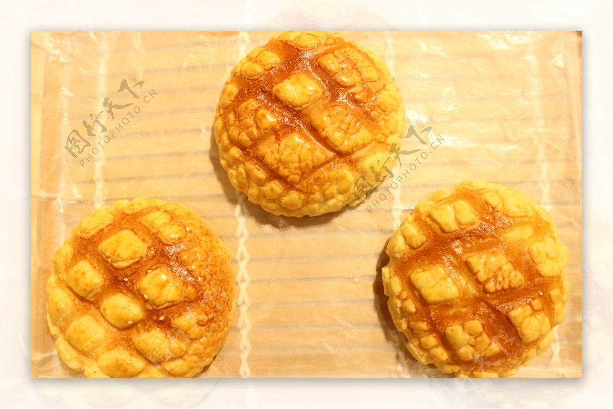 日式菠萝面包怎么做_日式菠萝面包的做法_糕一三班 烘焙_豆果美食