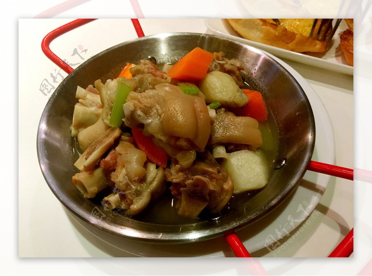 香港美食炖猪脚