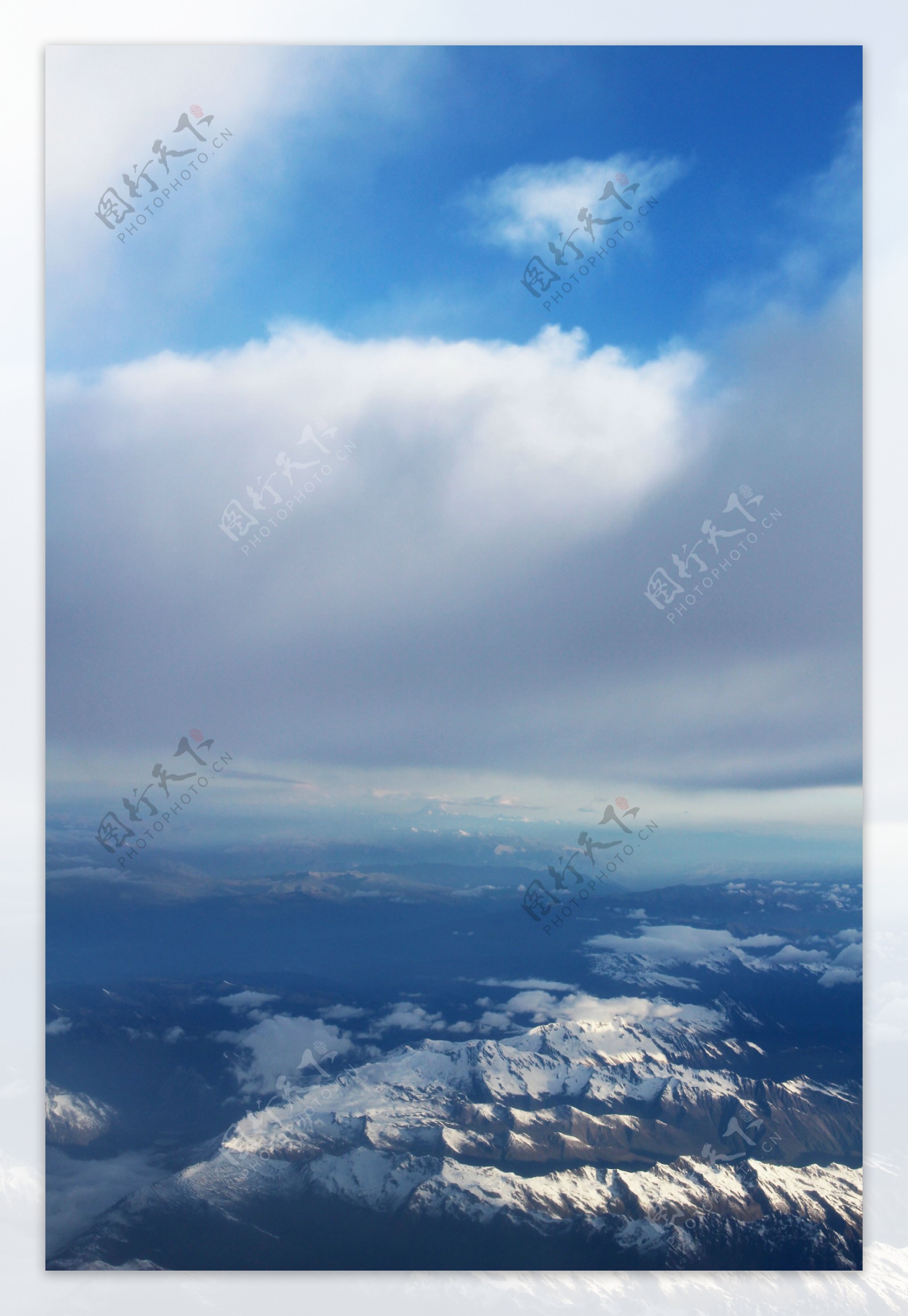 稻城亚丁雪山航拍