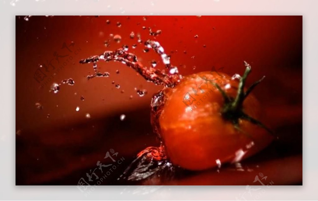 美食番茄掉下来的动态视频素材