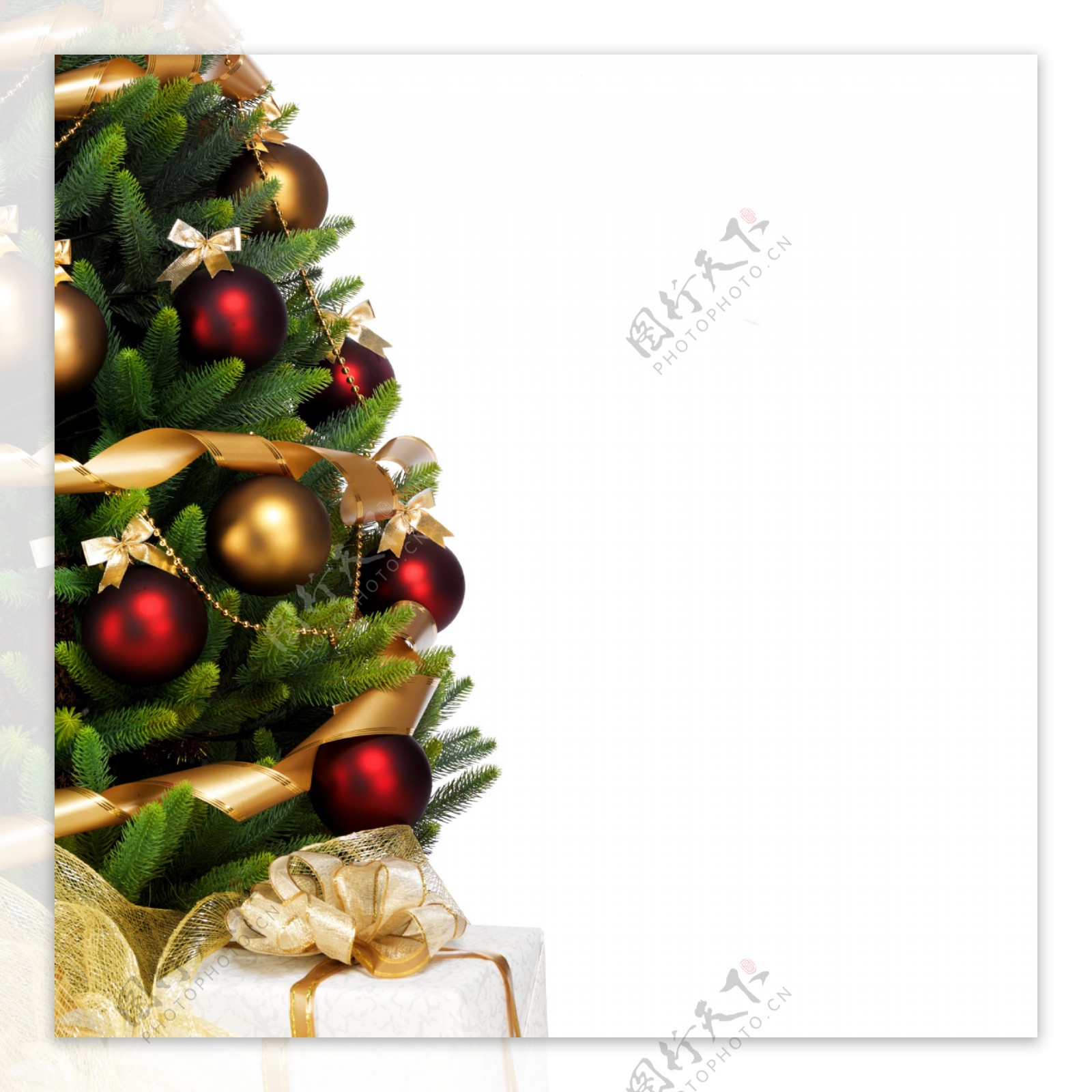 装饰圣诞树与礼盒图片