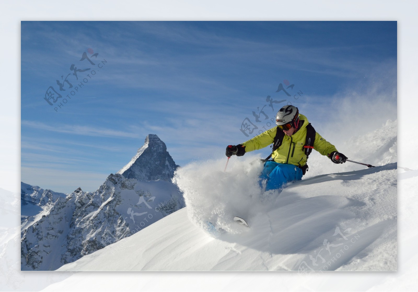 冬季户外滑雪图片