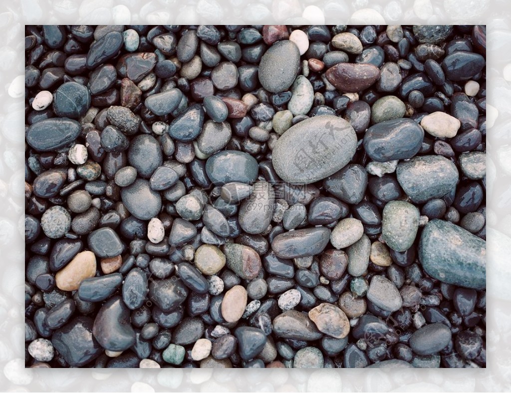 沙滩岩石石头海岸卵石上岸