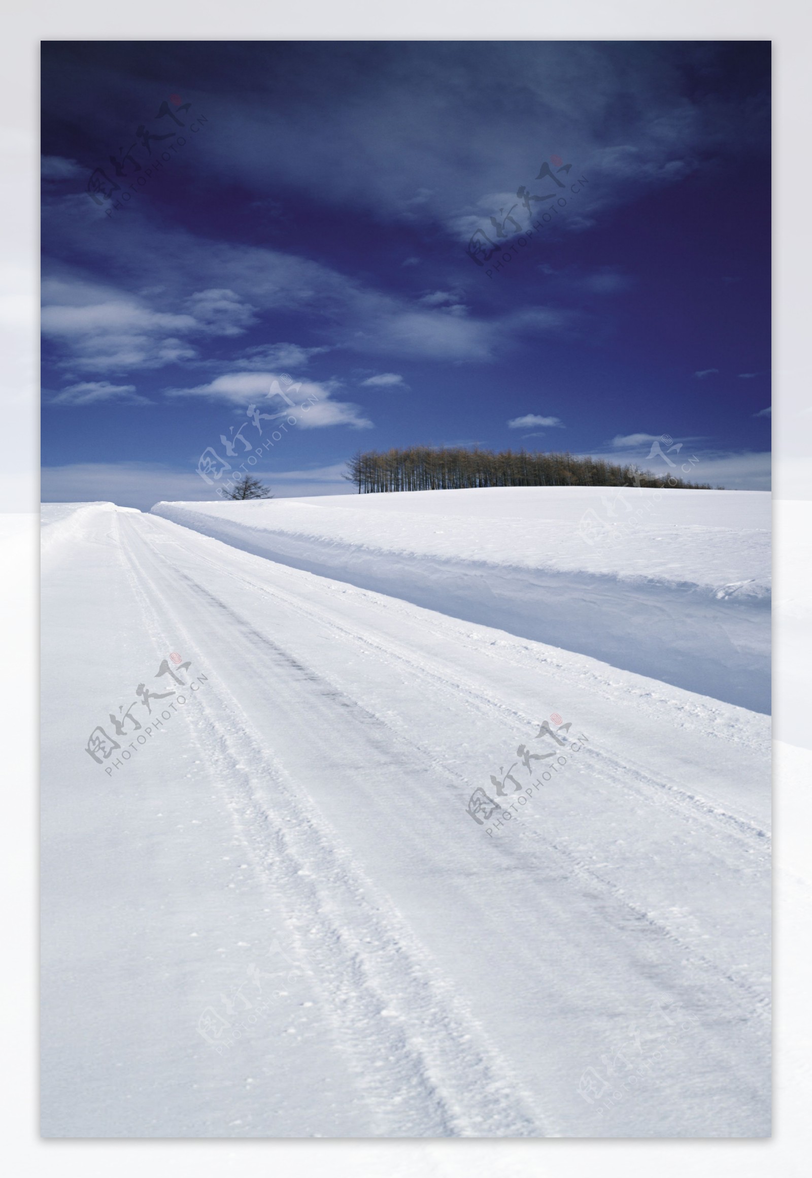 高清冬季道路图片