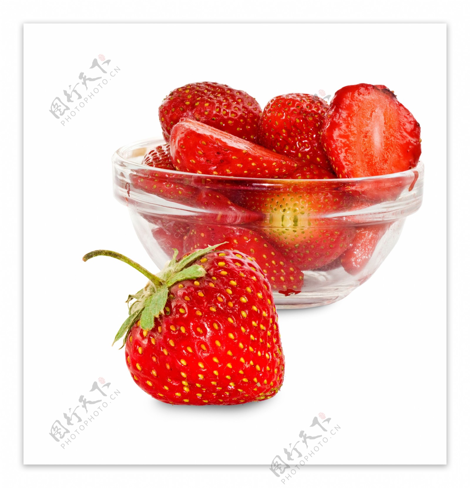 新鲜草莓果盘图片