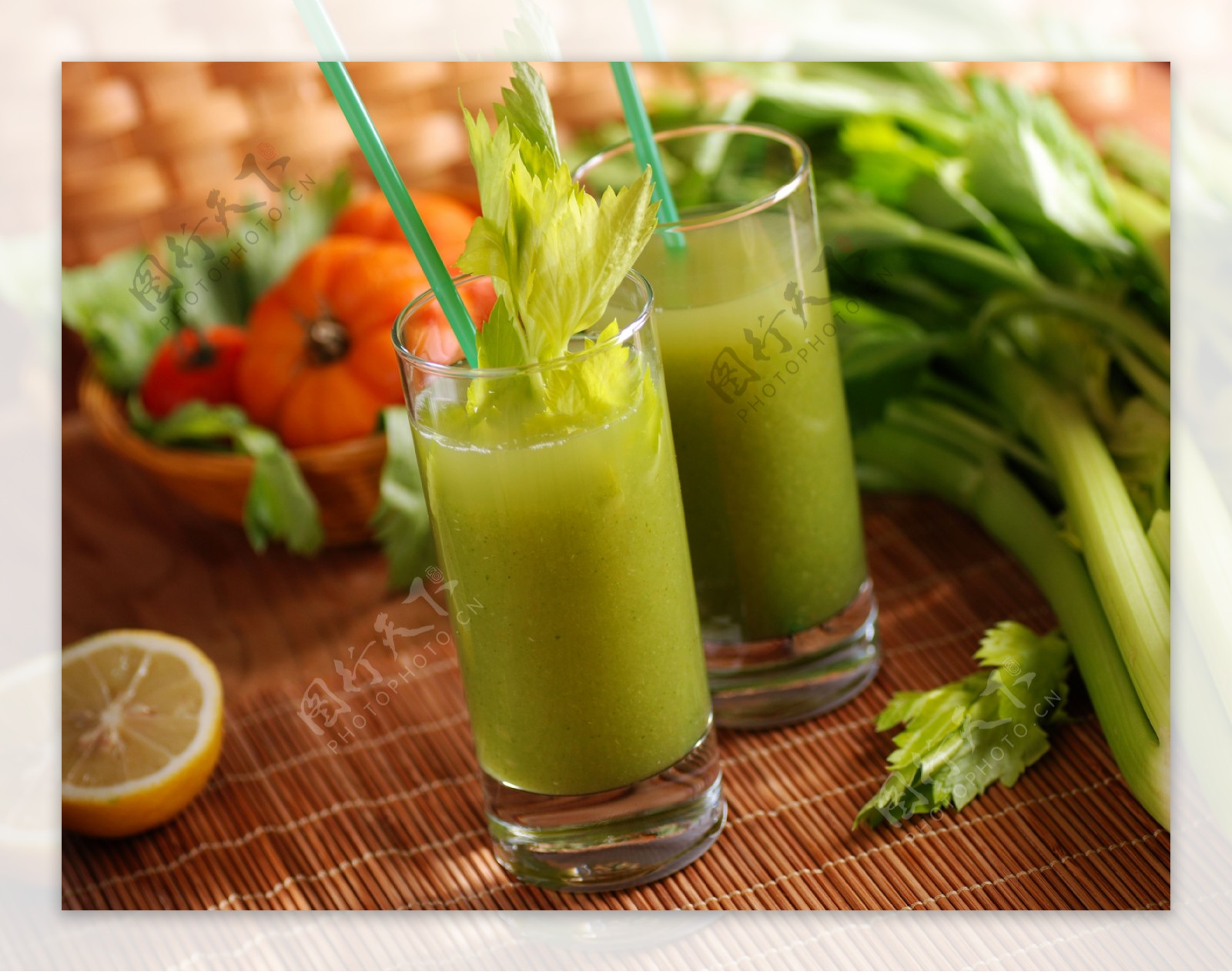 绿色蔬菜果汁图片