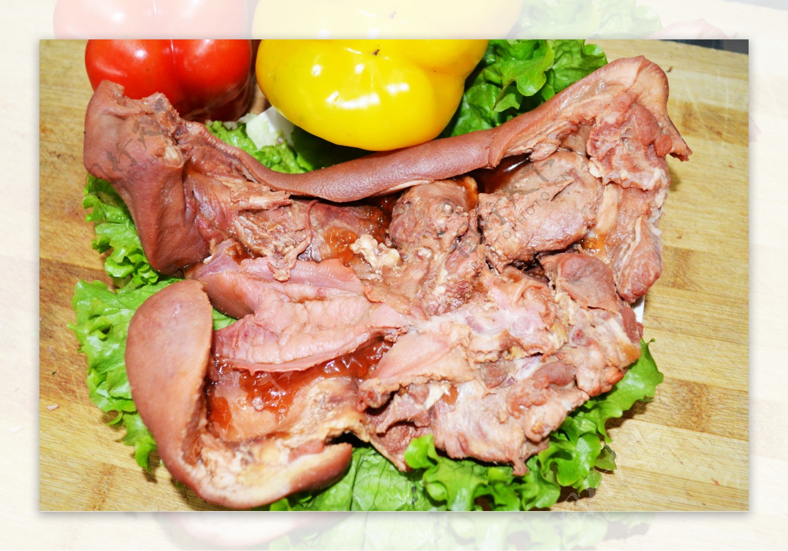 生鲜猪头肉图片