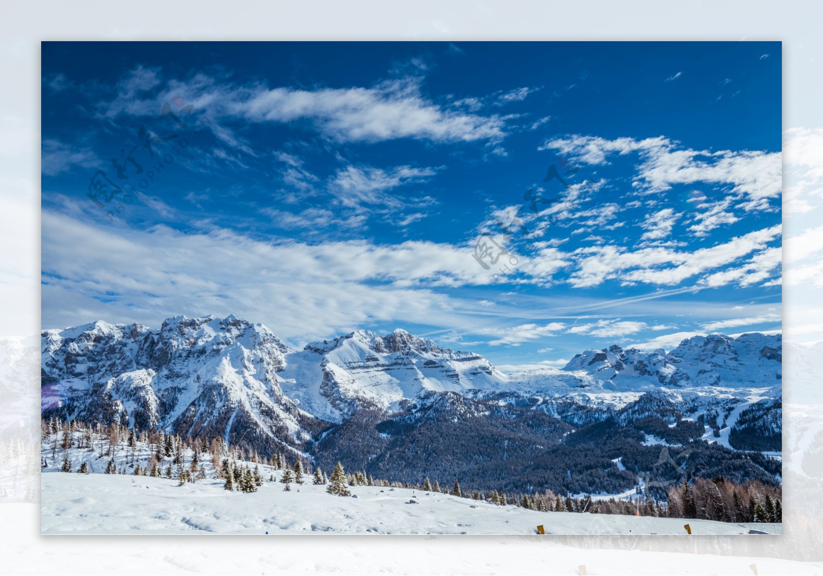 美丽雪域风景摄影图片
