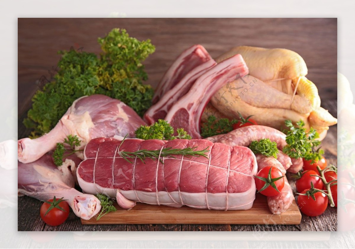 新鲜蔬菜与肉制食物图片