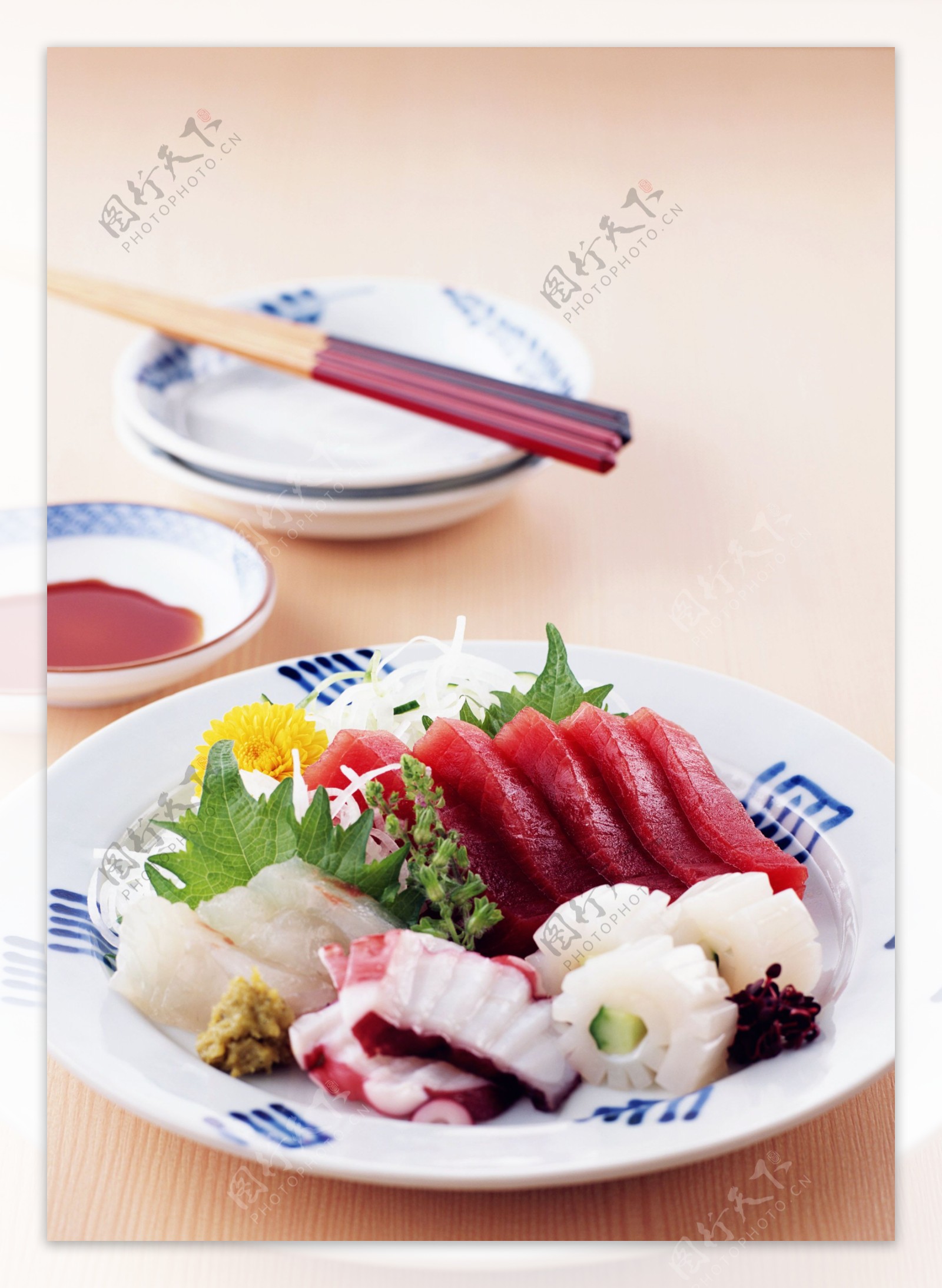 日式生鱼片图片