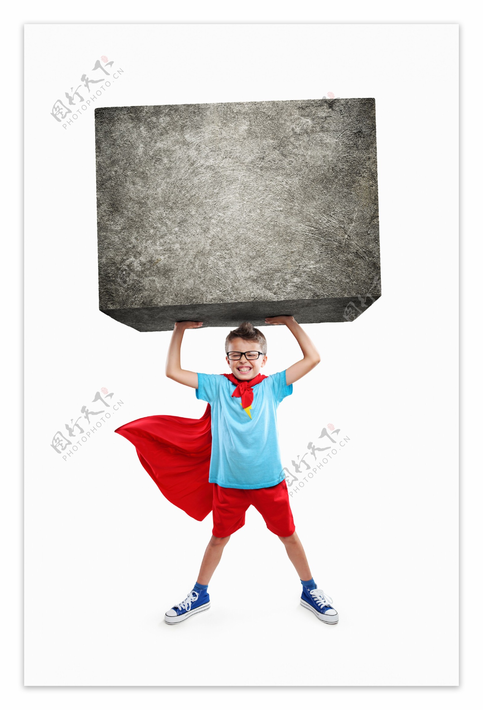 举重的超人男孩图片