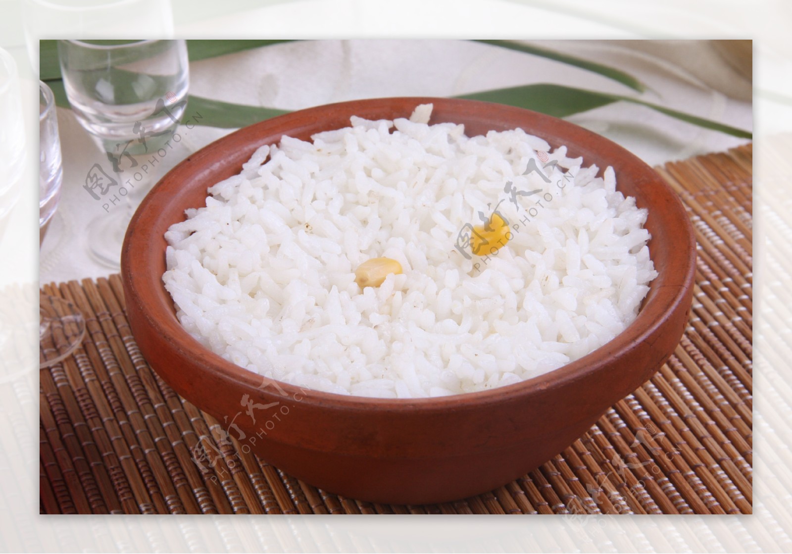 钵子米饭图片
