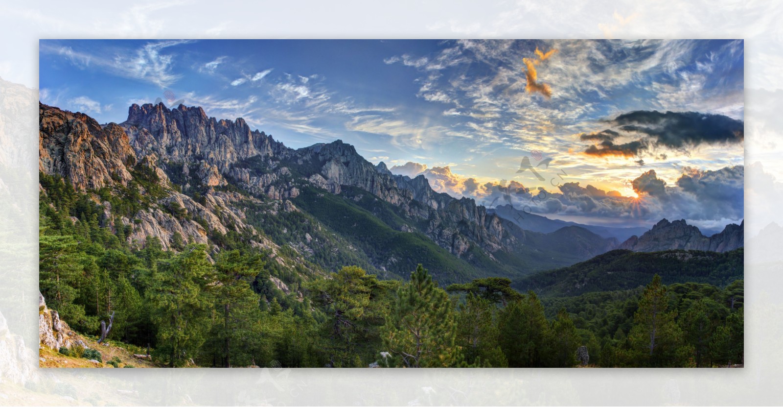 美丽山峰风景摄影