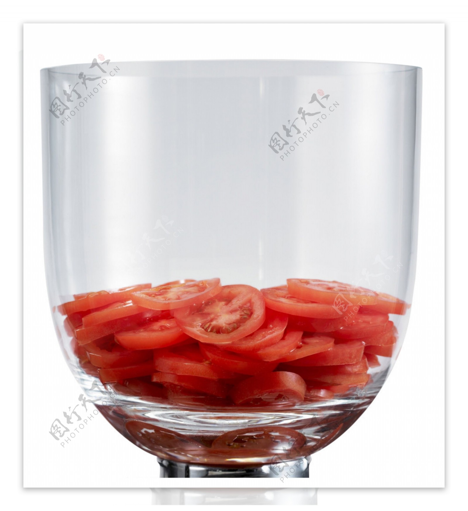 杯子里的番茄片