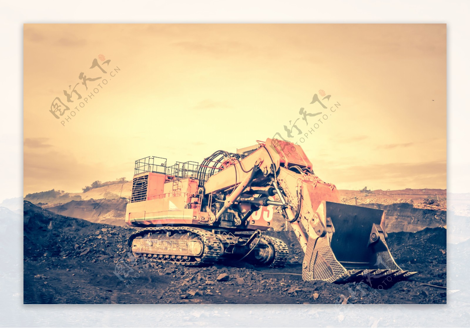 采煤挖掘机图片