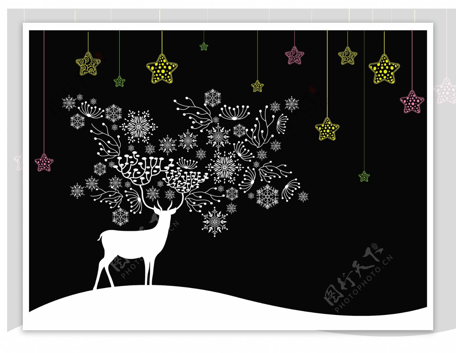 黑色背景白色圣诞节鹿和彩色星星自由向量