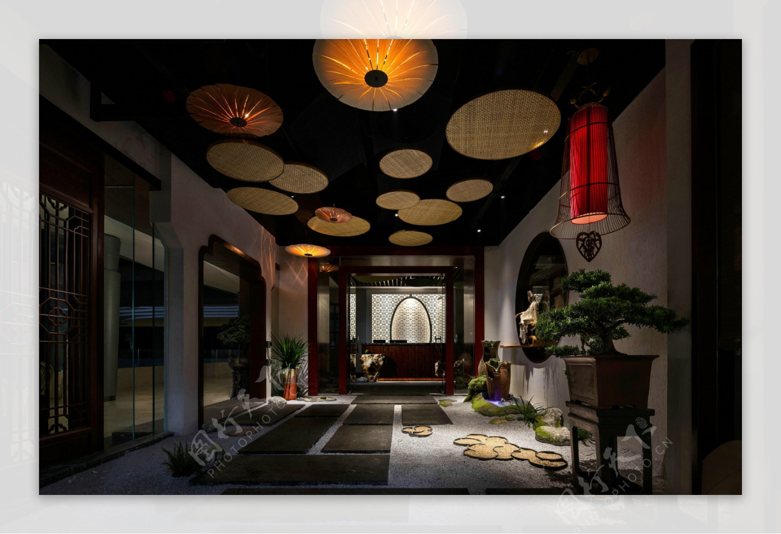 中式风格客厅个性吊顶装修效果图