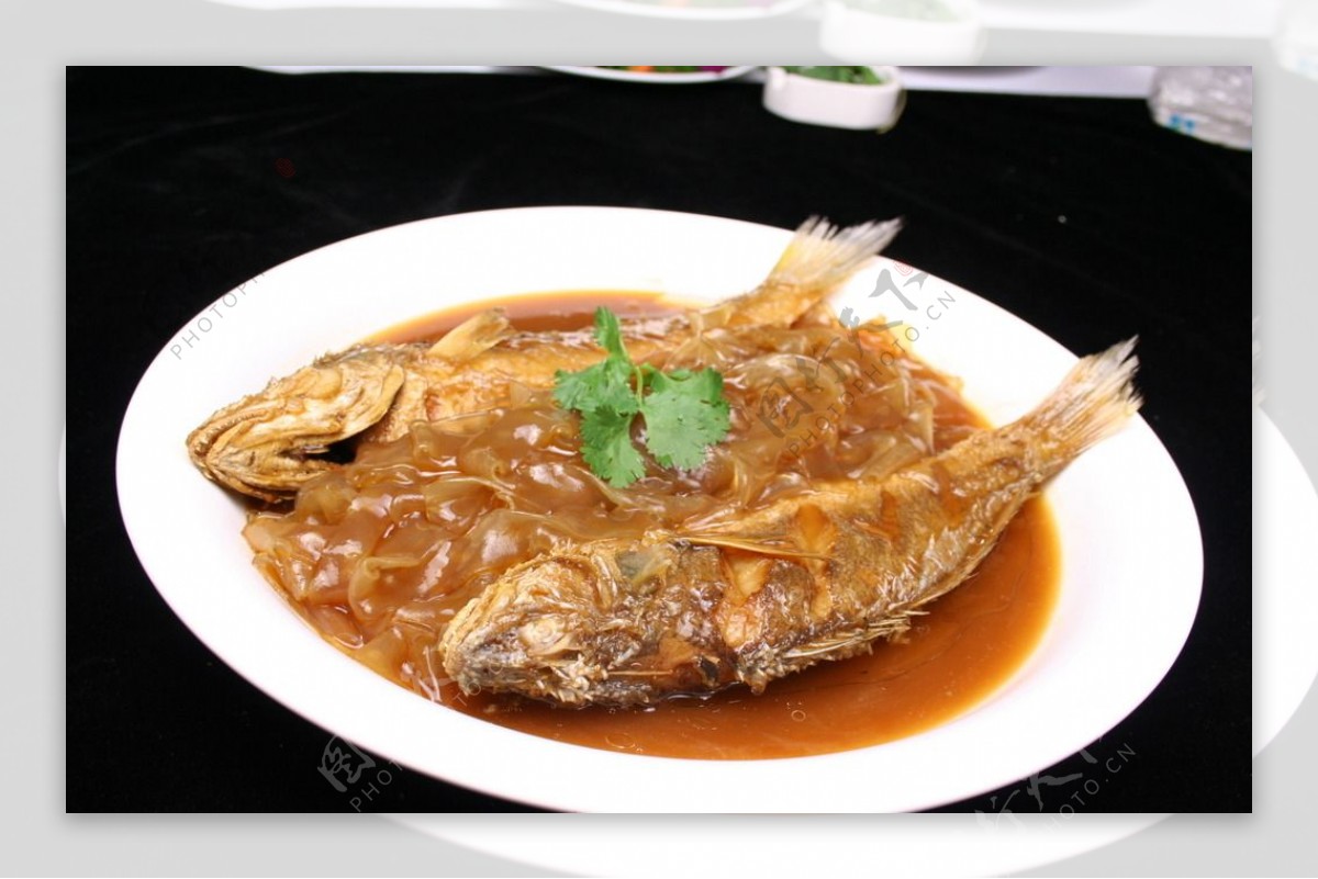年年有“鱼”这句吉利话是能吃的！红烧黄花鱼，年夜饭必备大菜，来了 - 知乎