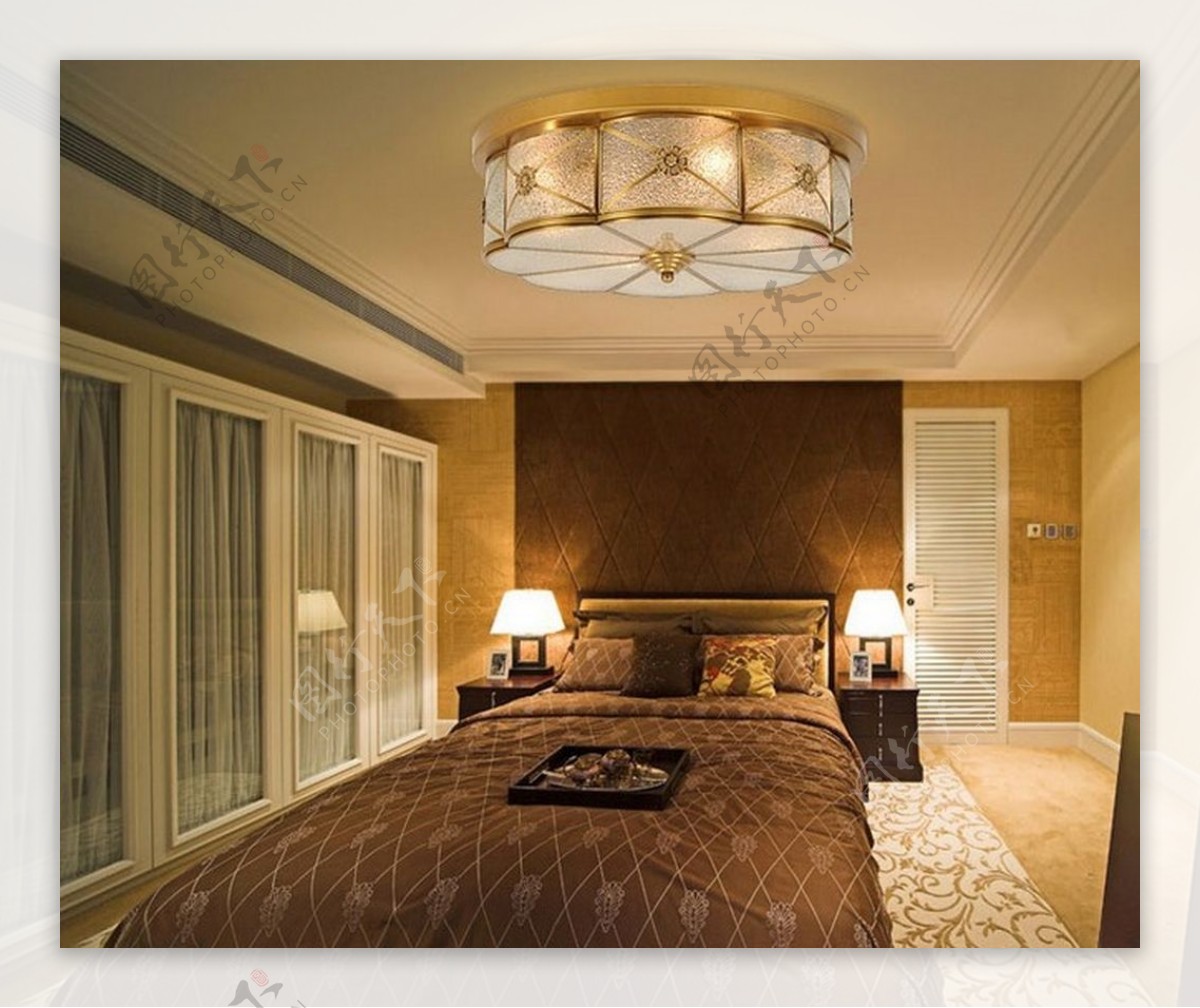 现代时尚奢华卧室吸顶灯效果图