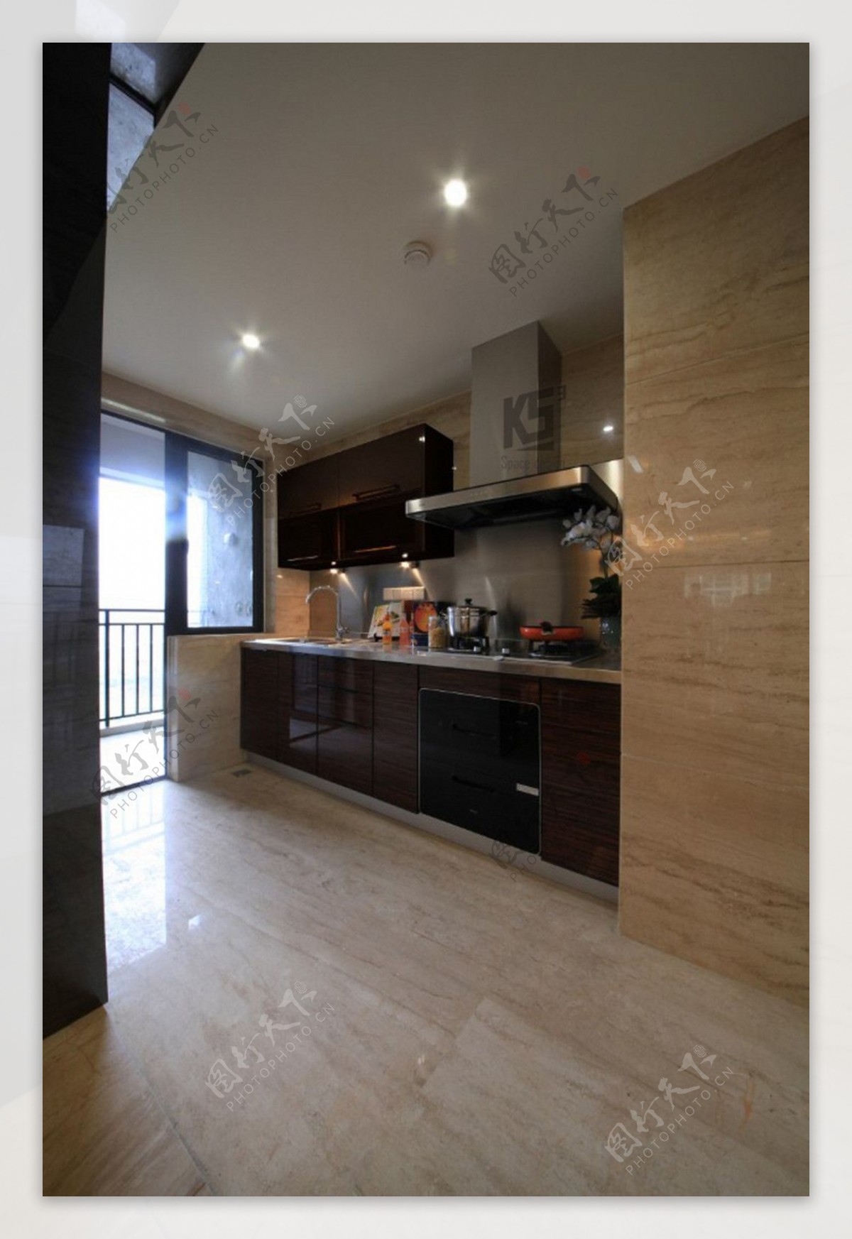 现代欧式简约风室内设计厨房效果图