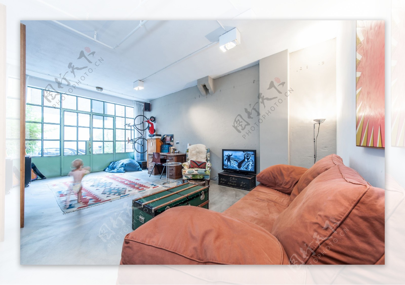 现代时尚客厅橙红色沙发室内装修效果图