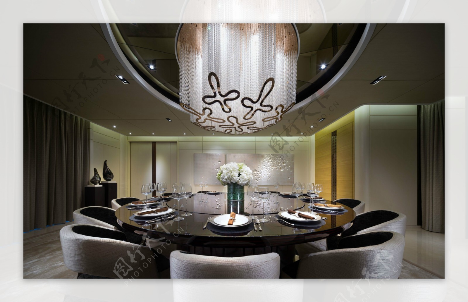 别墅设计-新古典餐厅圆桌装修设计效果图 – 设计本装修效果图