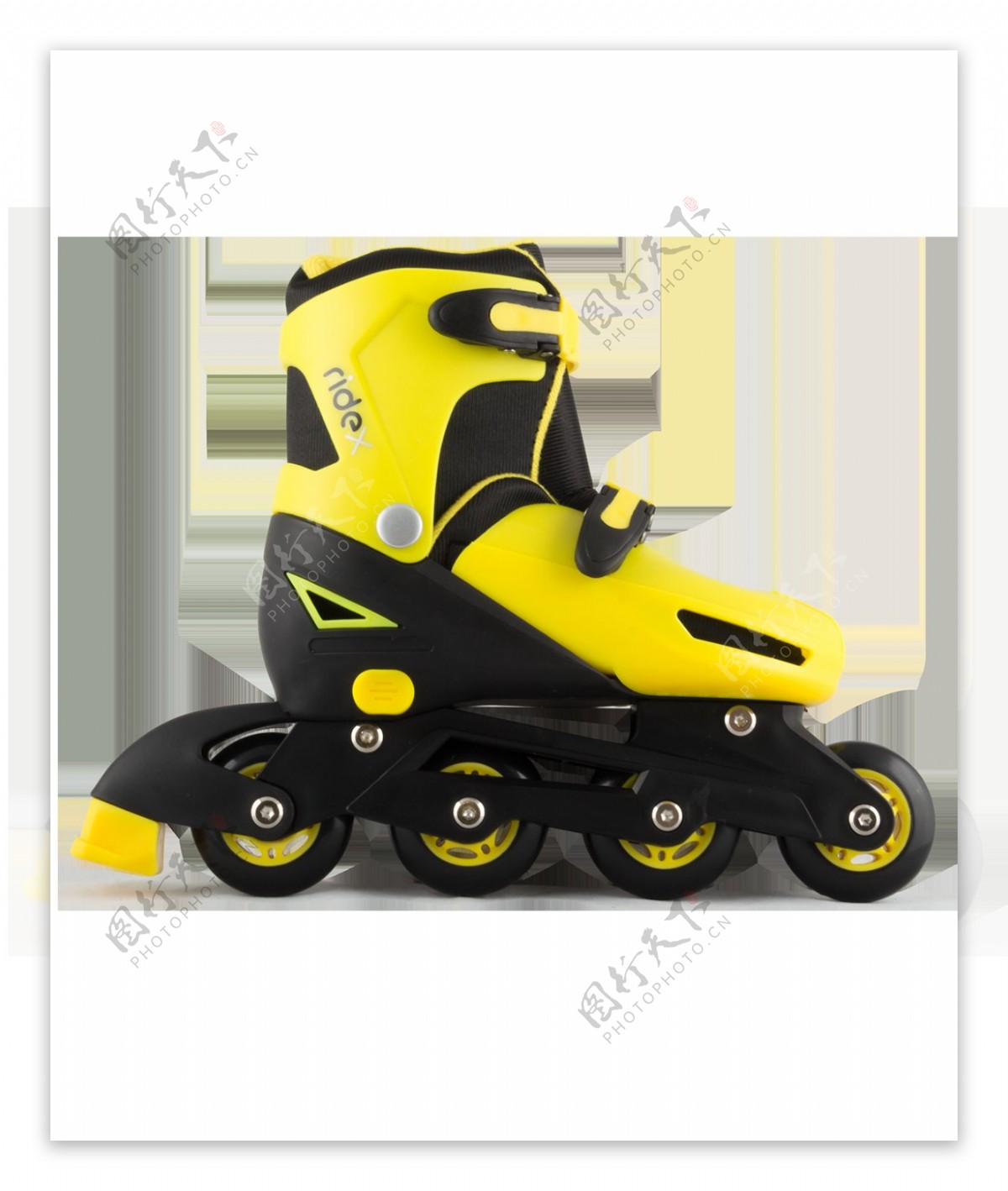 黄黑两色溜冰鞋免抠png透明素材