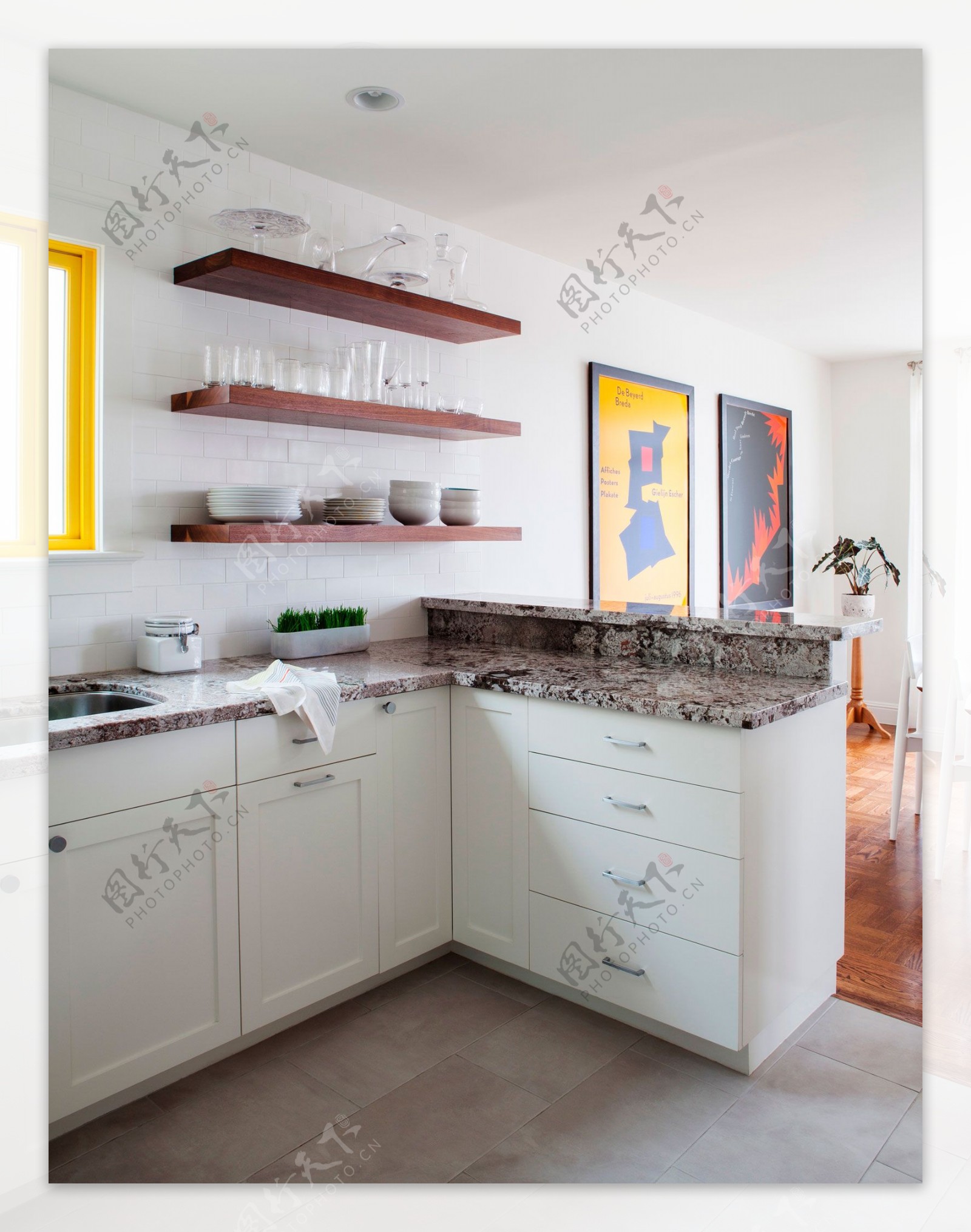 简约厨房白色橱柜装修效果图图片素材-编号29449501-图行天下