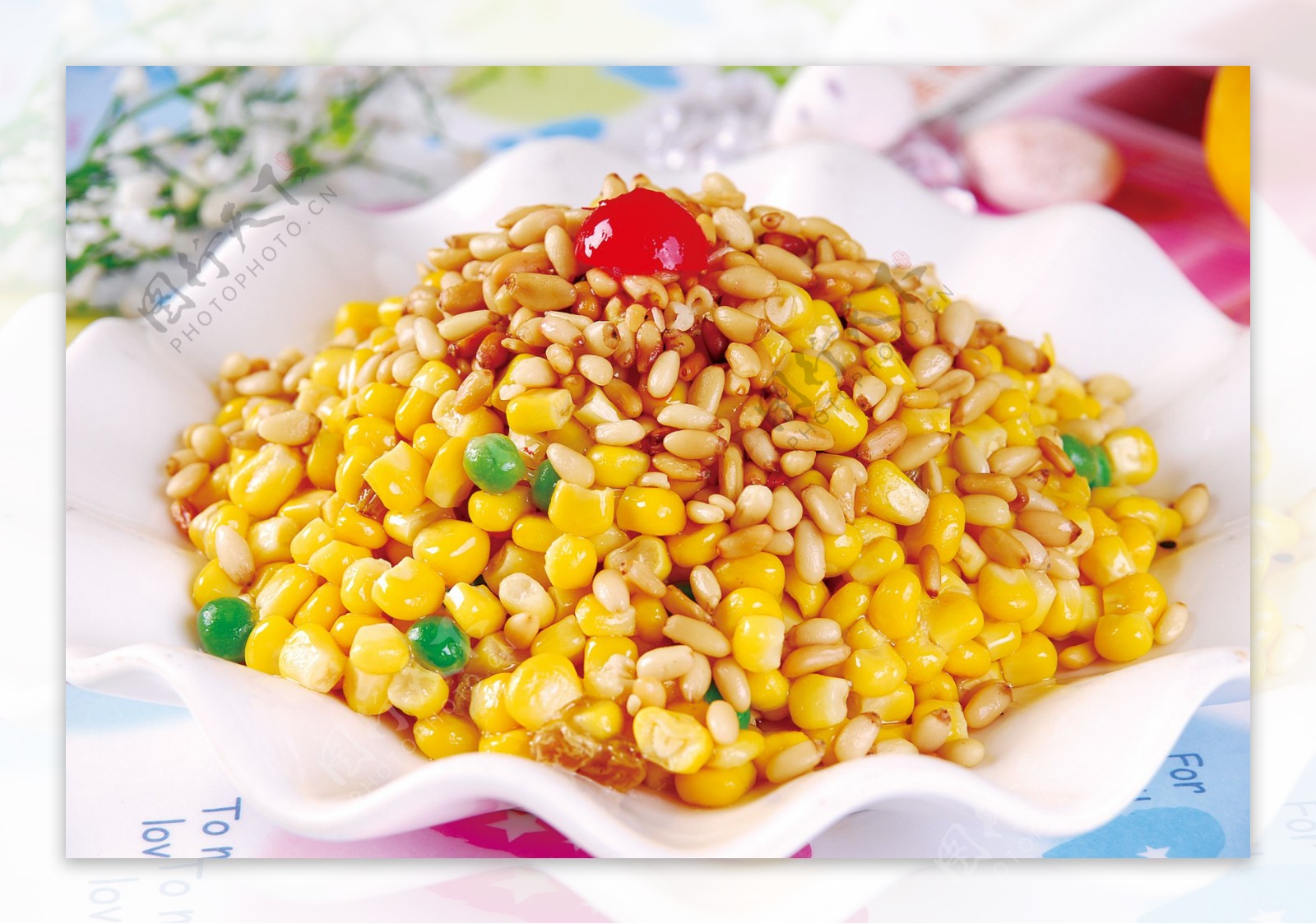 松仁玉米，用鲜甜细嫩的甜玉米粒，搭配富含油脂的炸松子仁，真香_哔哩哔哩_bilibili