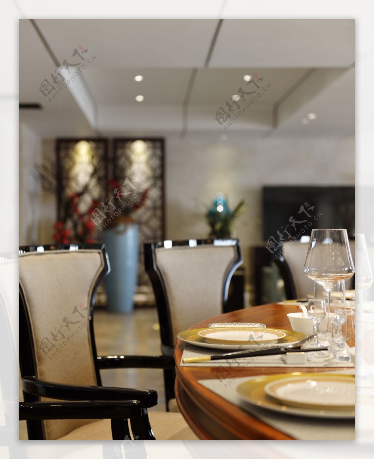 简约餐厅灰色墙壁装修效果图图片素材-编号29447569-图行天下