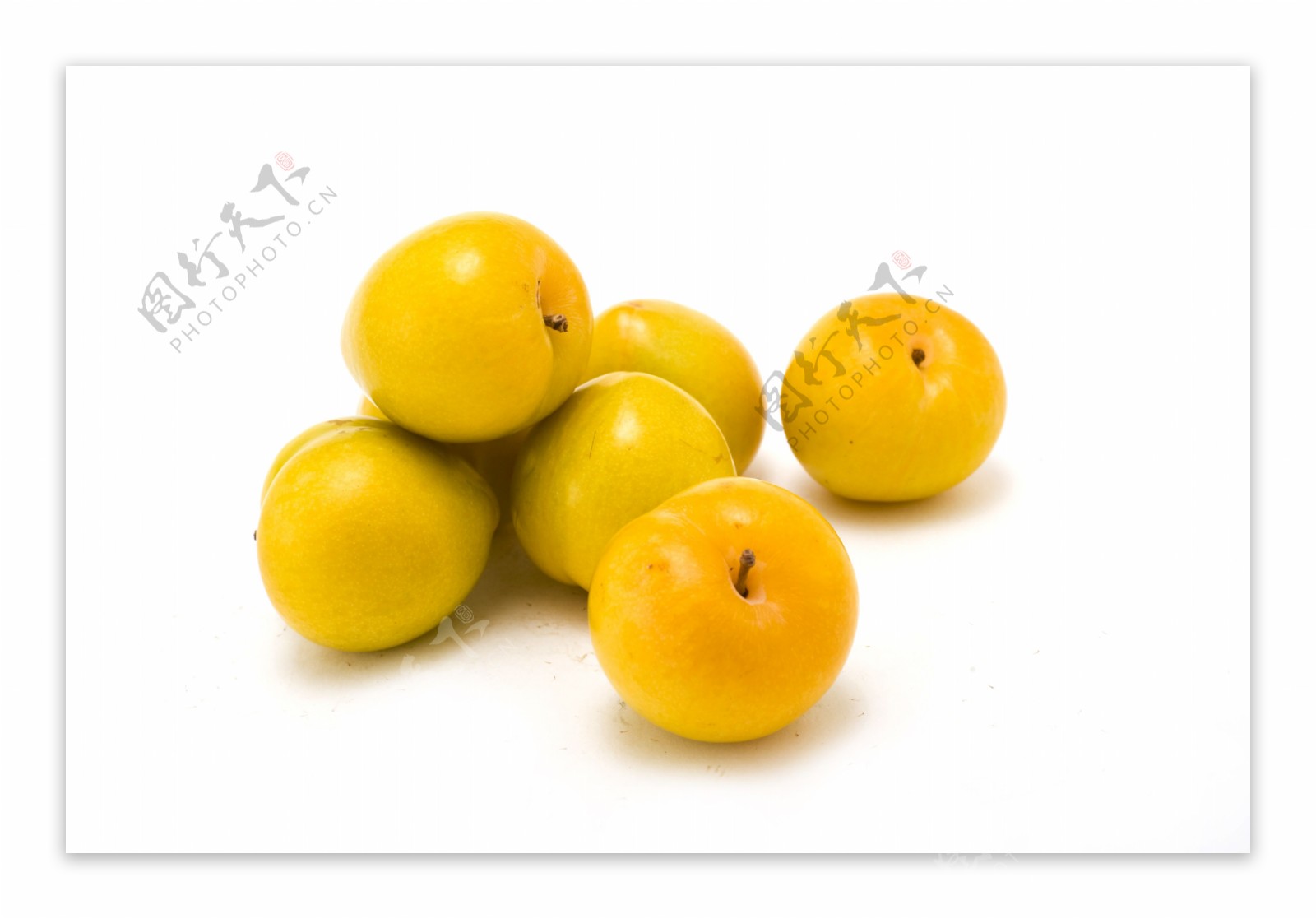 黄李子李子水果黄色圆形