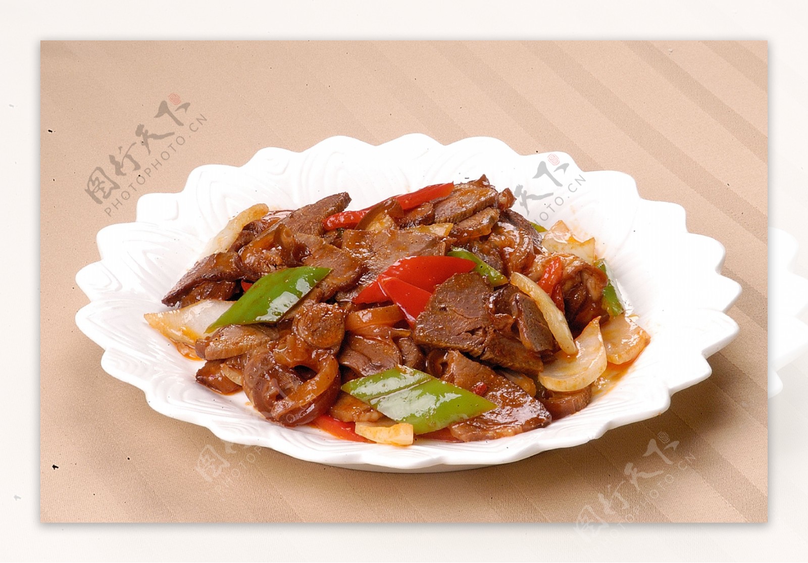 湘菜特色家常小炒驴肉，肉片滑嫩香辣开胃，大厨这样做上桌抢着吃 - 哔哩哔哩