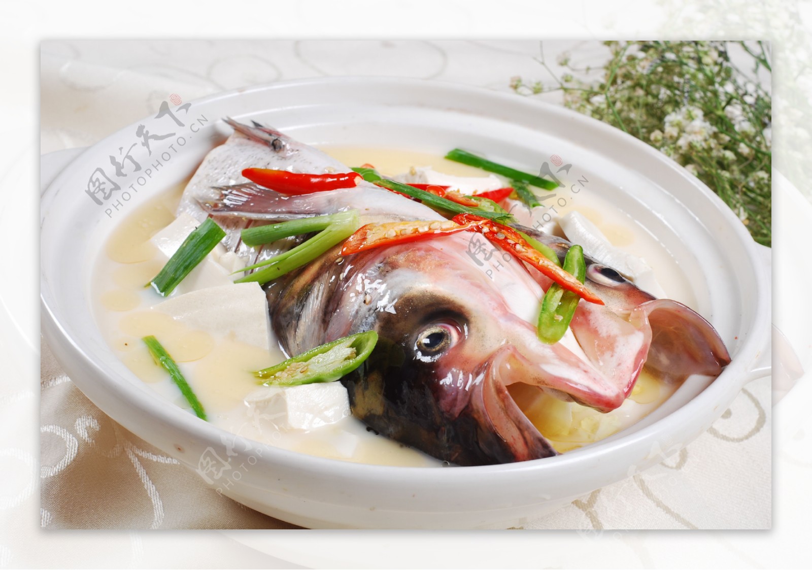 求鱼头豆腐汤的做法-