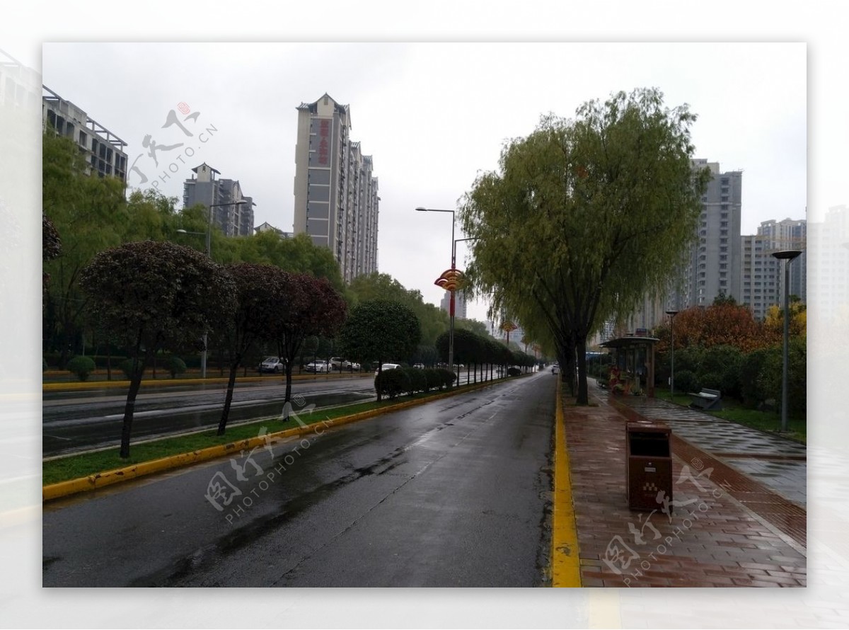 雨天的城市风景