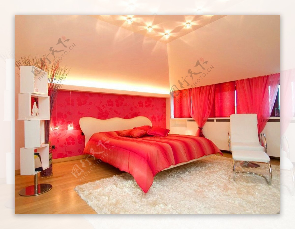 红色家居婚房卧室布置装修效果图