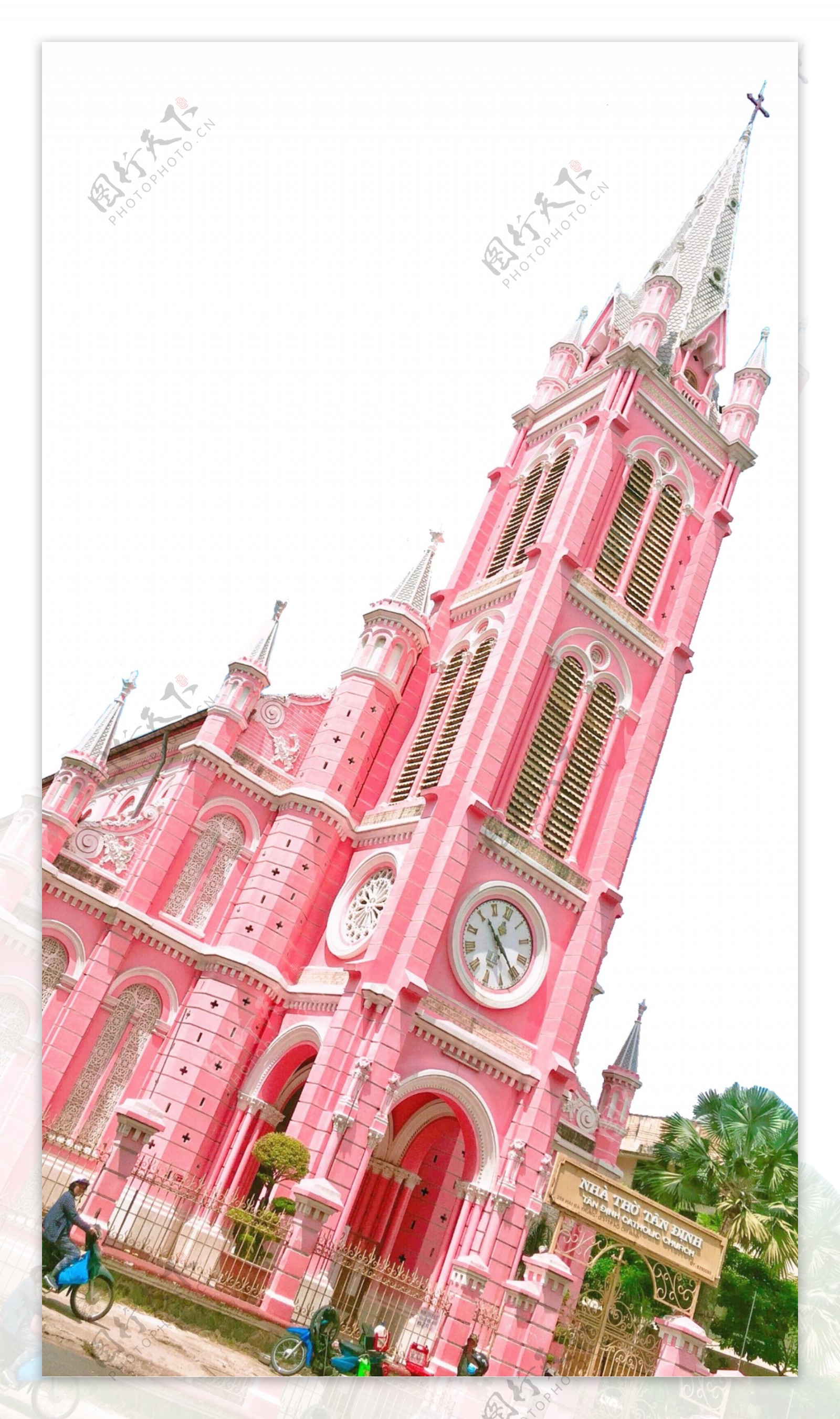 岘港粉红教堂